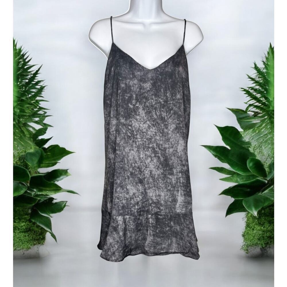 ☀️Olivaceous Tie Dye Sleeveless V-Neck Mini Slip Dress Black/White Women's M NWT